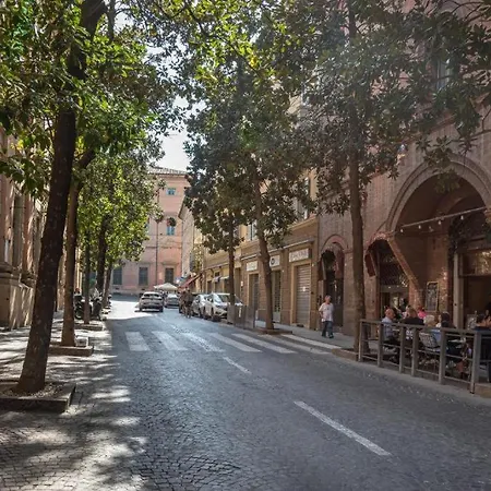 Due Torri - Bedinbolognacentro Bologna