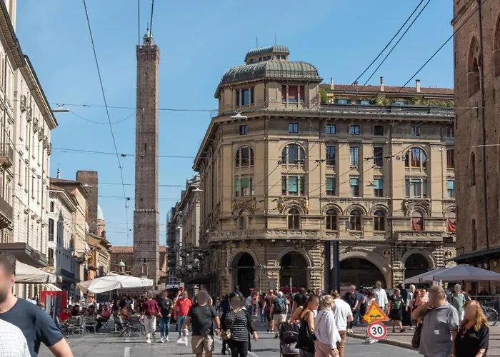 Due Torri - Bedinbolognacentro Bologna